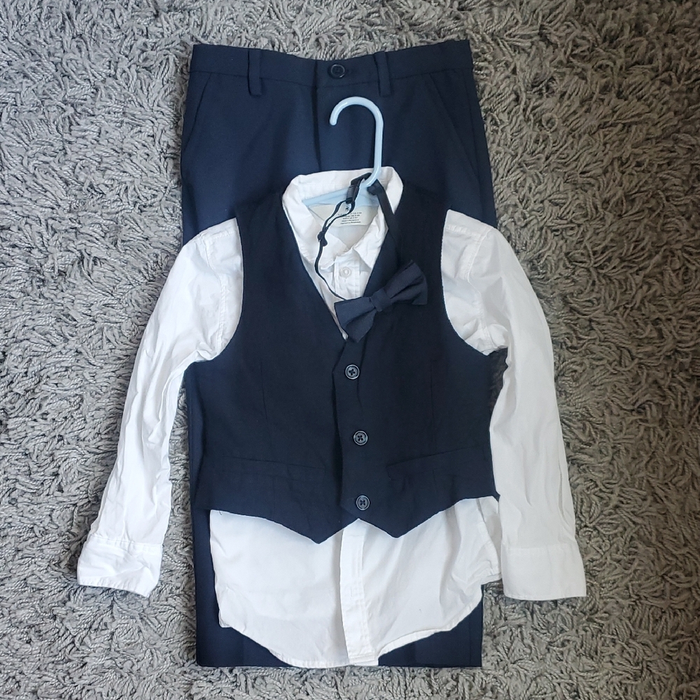 H&M Elegant Navy Suit Set with White Shirt